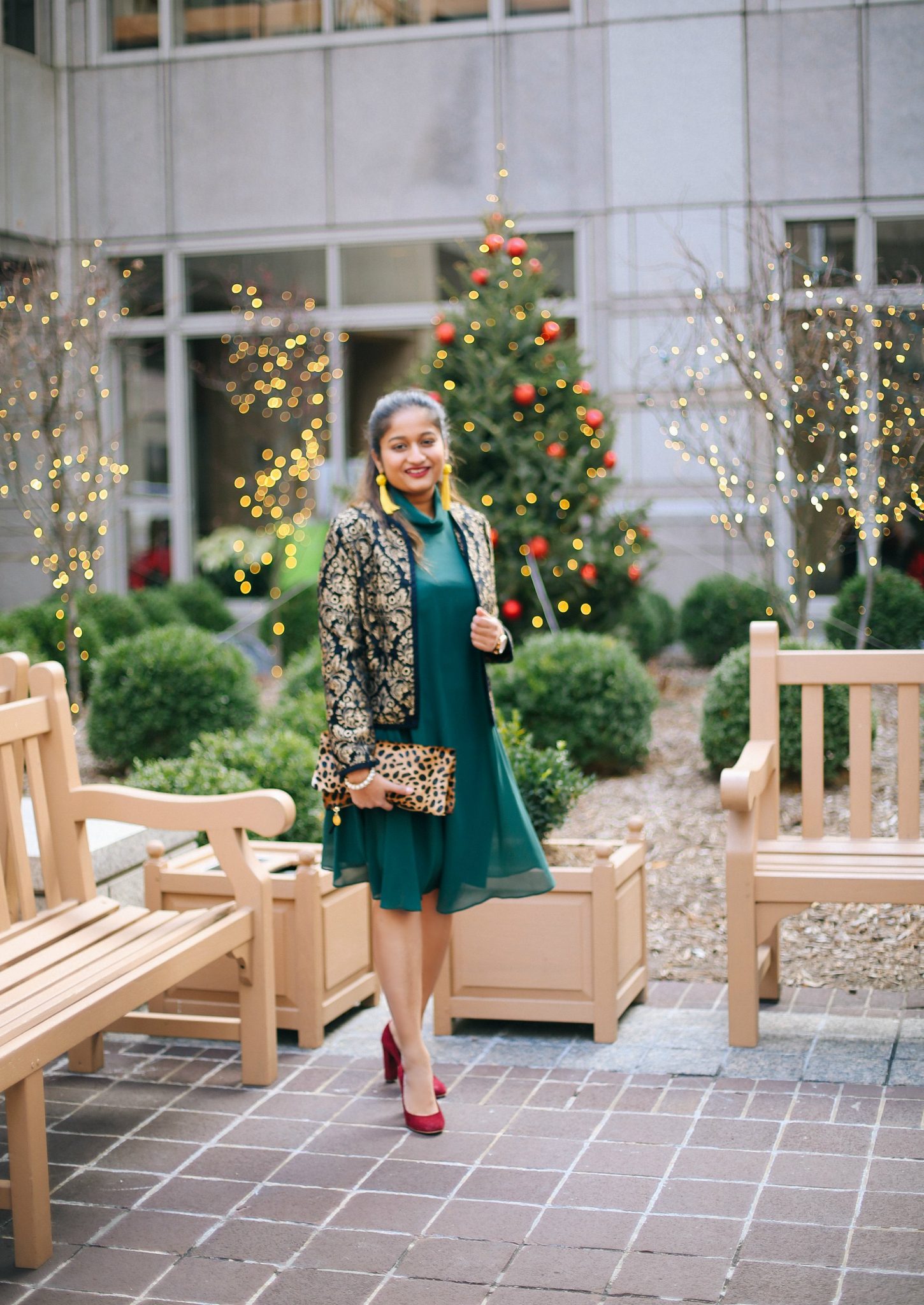 3 Last Minute Christmas Outfit Ideas - Palm Trees & Pellegrino