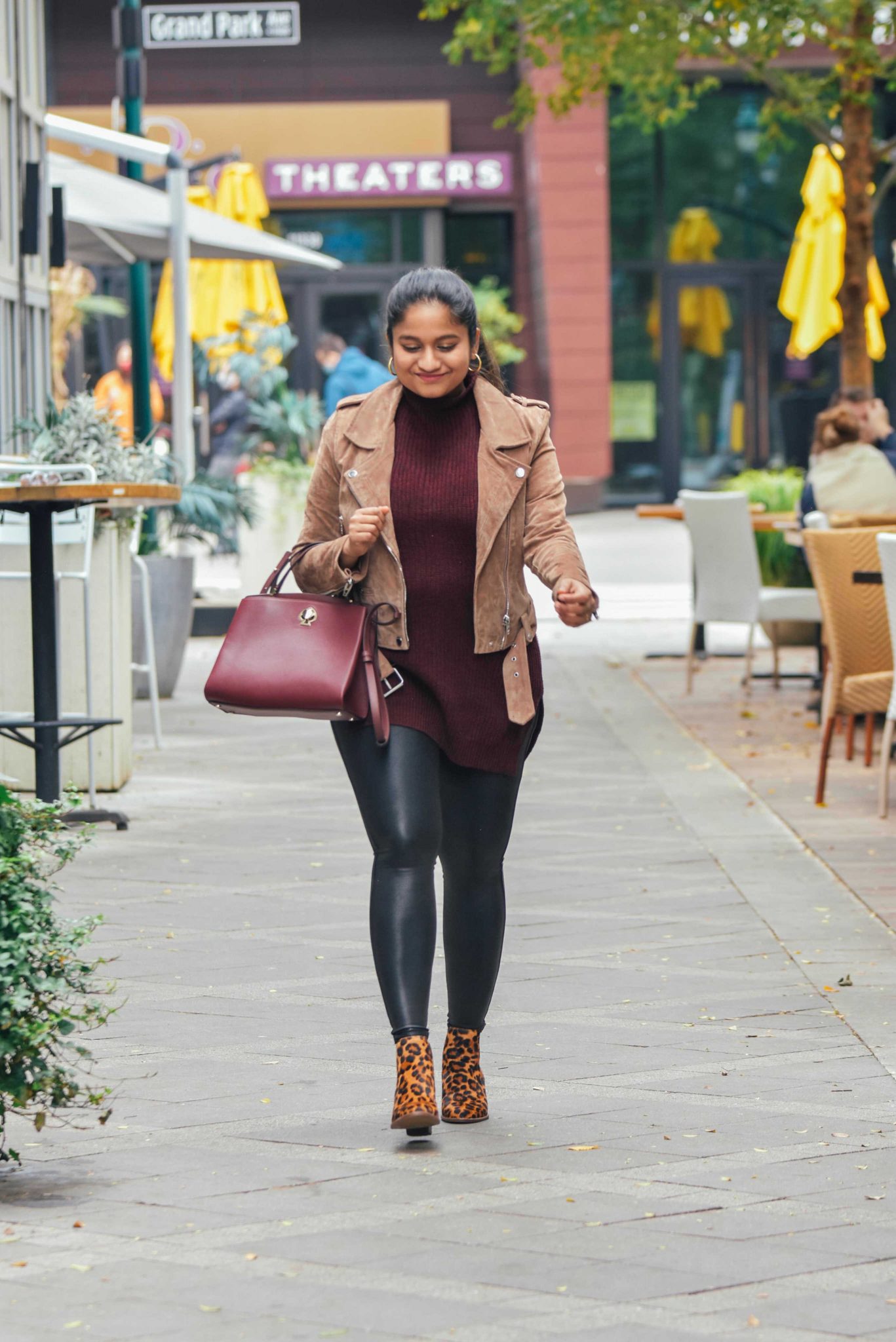 Wearing Spanx Faux leather legging, Blanknyc Suede moto jacket, madewell Regan Boot in Leopard-maternity style