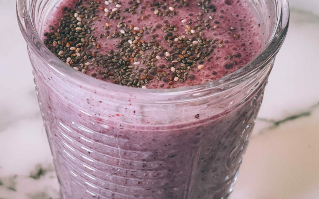 Healthy Breakfast Ideas: Ragi Smoothie with Blueberries Recipe