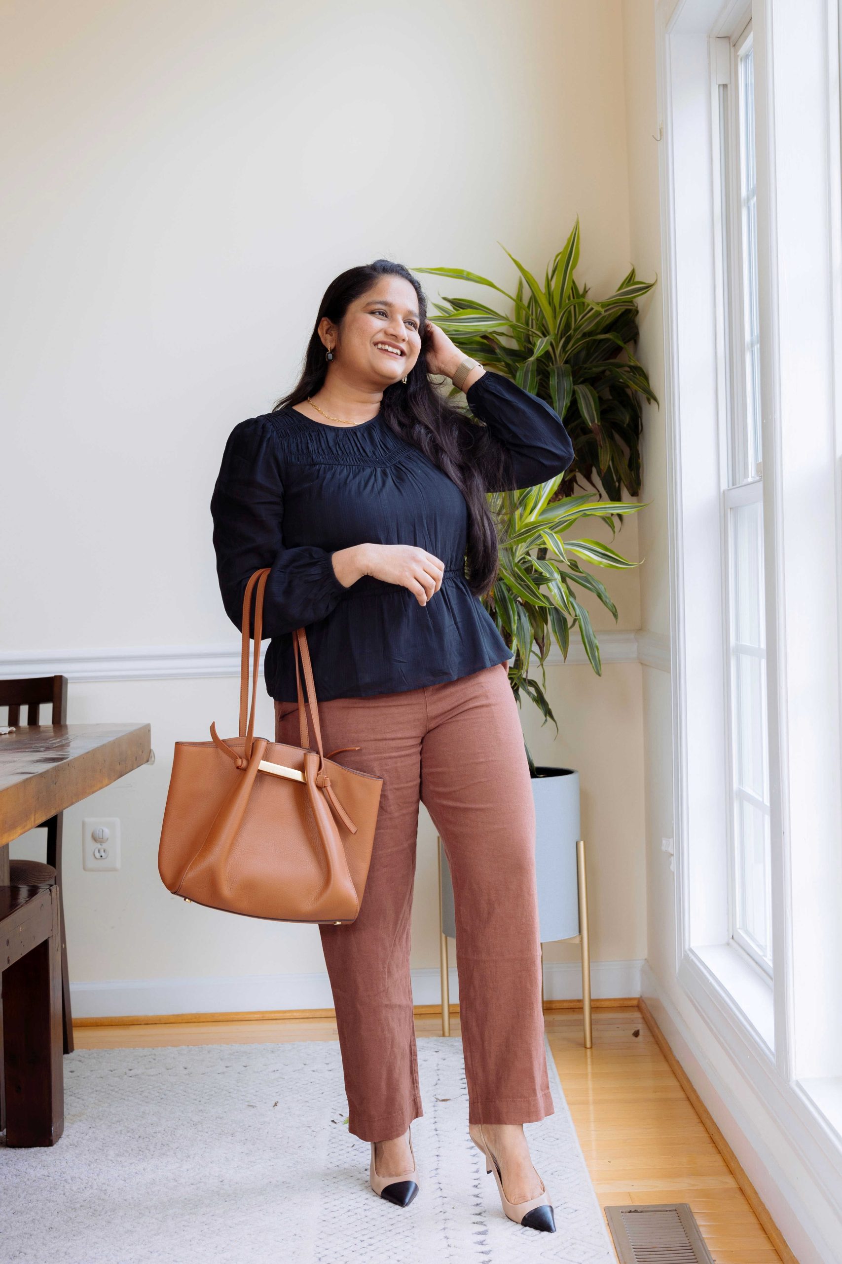 Peplum Top Work Outfits to Elevate Your 9-to-5 Style- Wearing Loft .Shirred Peplum Blouse, Old NavyLinen-Blend Straight Pants, Paris 64 Manhattan Cuero Bag, Steve Madden Kling Tan Leather heels by Top US Fashion Blogger Dreaming Loud