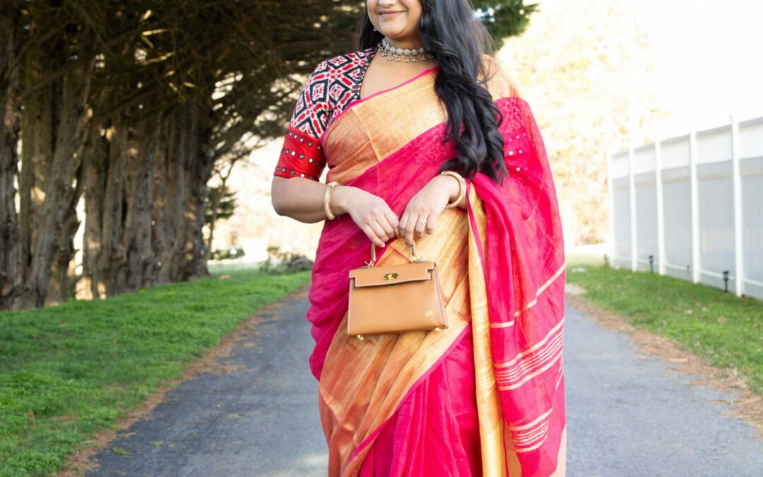 Pink Linen Saree With Golden Zari Border