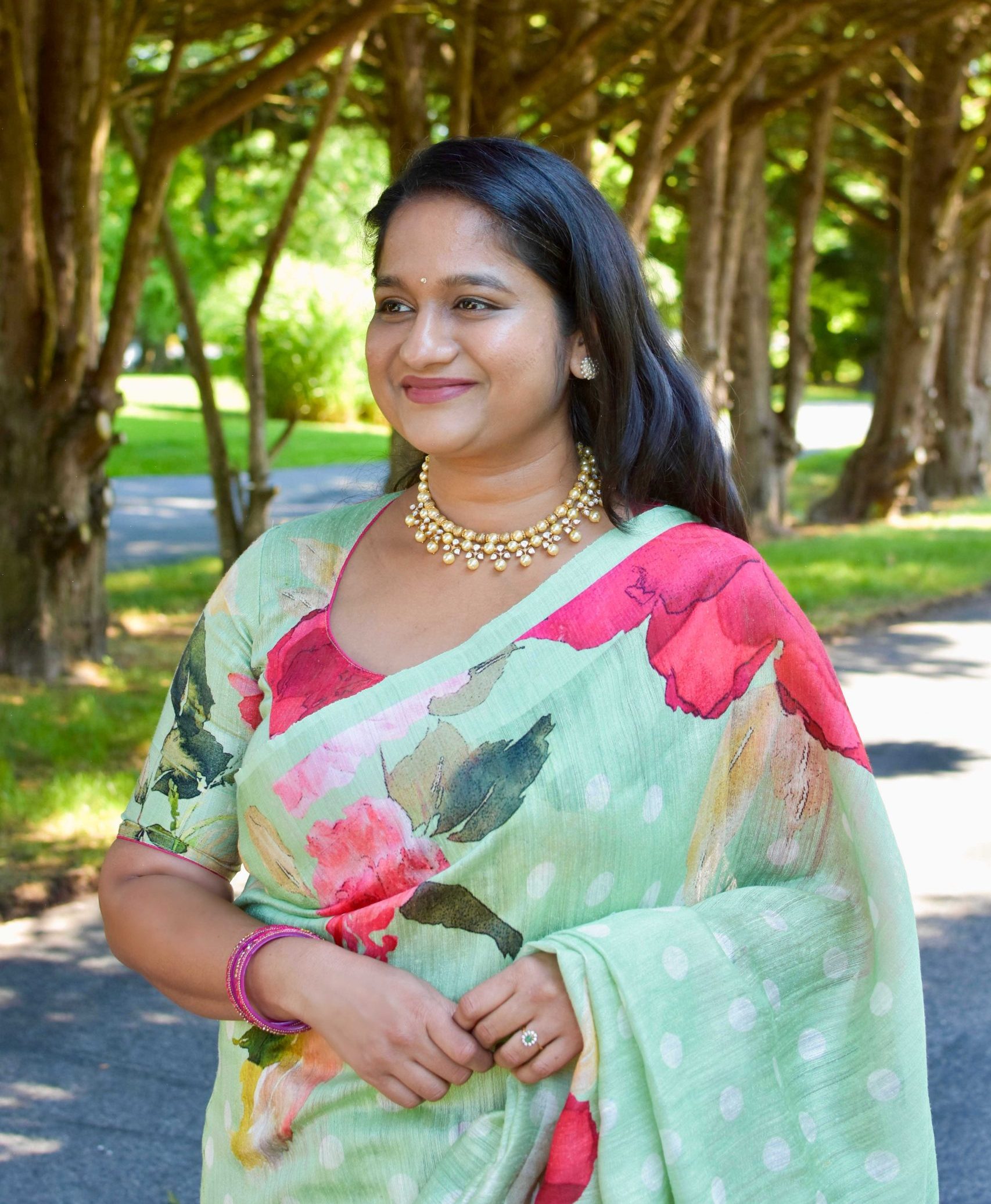 Tussar Floral Saree with Polki pearl necklace with Nakshi balls by Top US Indian blogger dreaming loud