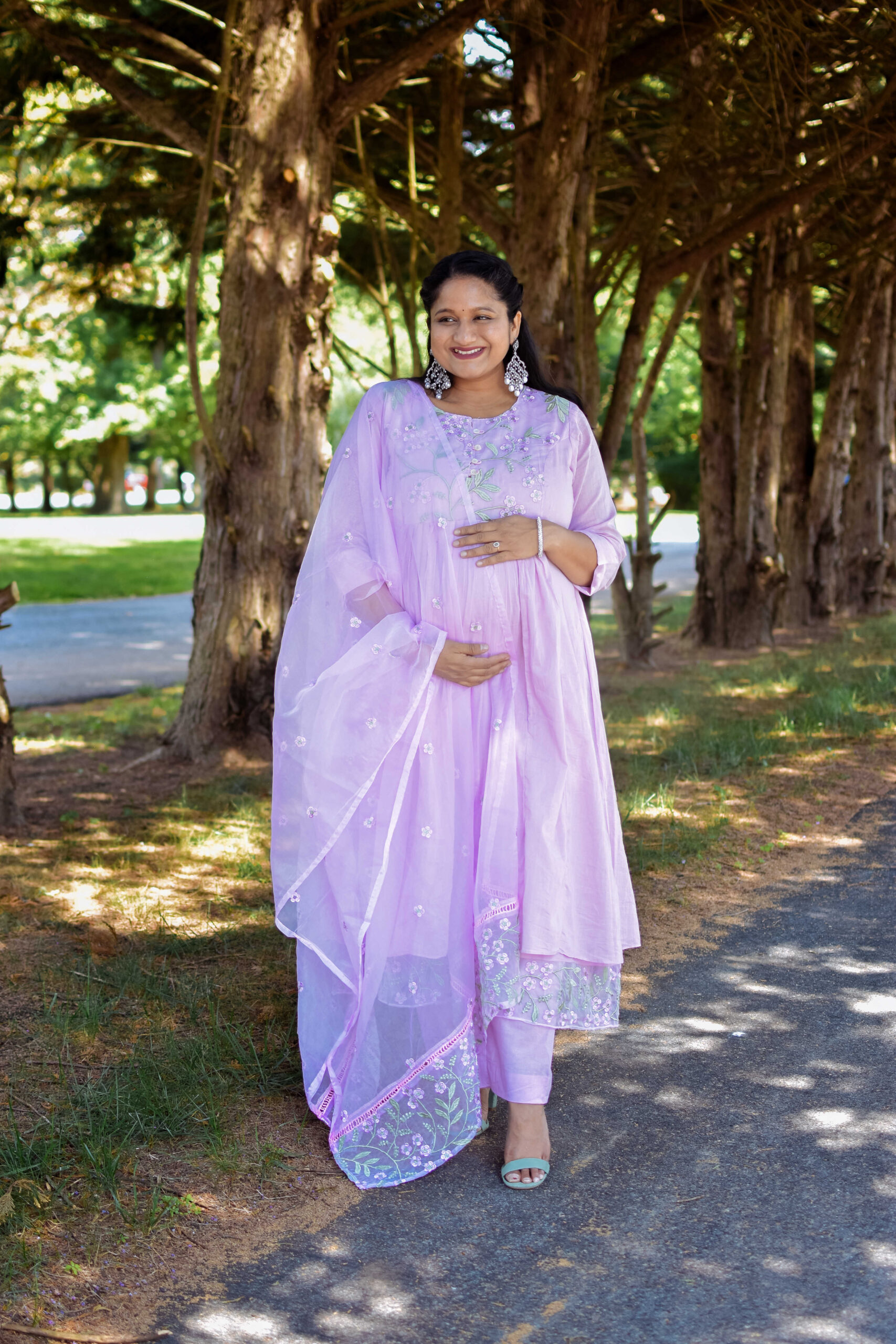 Maternity Friendly Kurta Set, Lilac Kurta ser, zircon diamond big statement earrings by Top US Indian Blogger Dreaming Loud