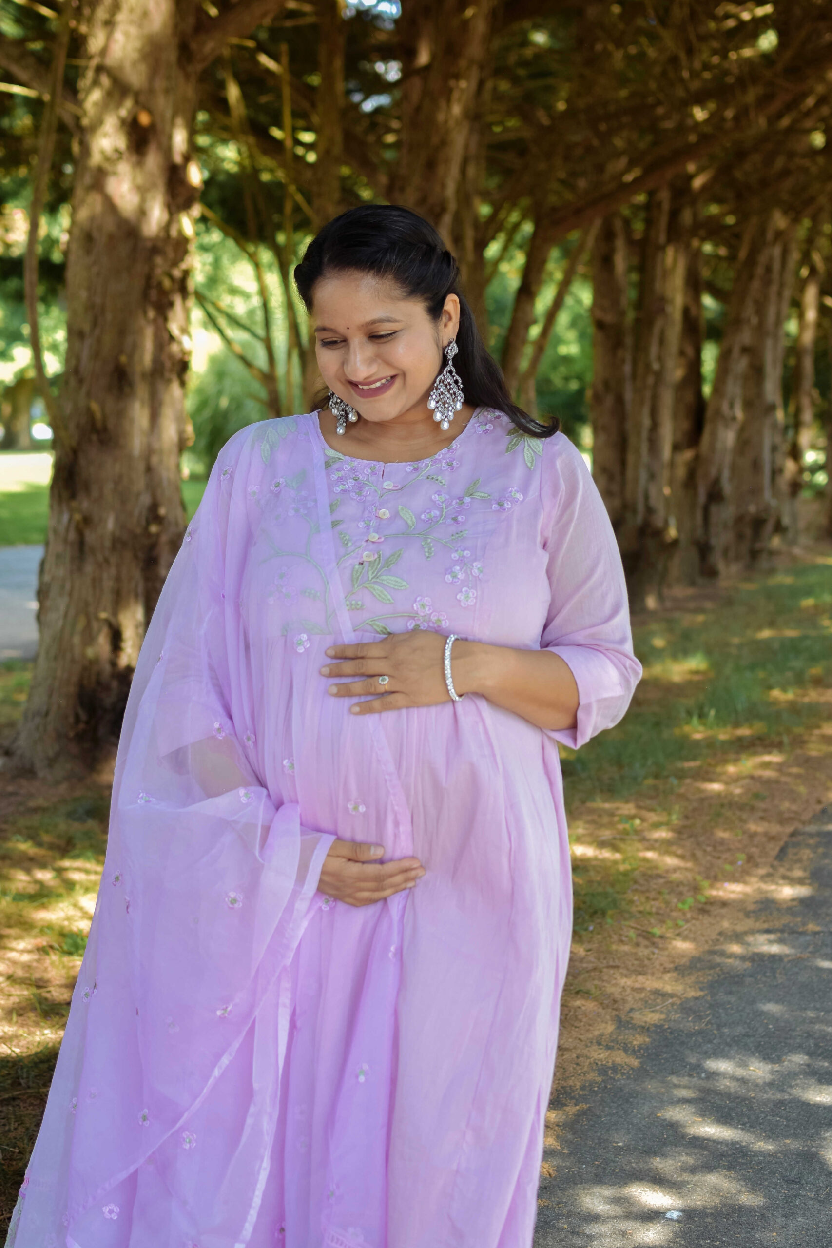 Maternity Friendly Kurta Set, Lilac Kurta ser, zircon diamond big statement earrings by Top US Indian Blogger Dreaming Loud