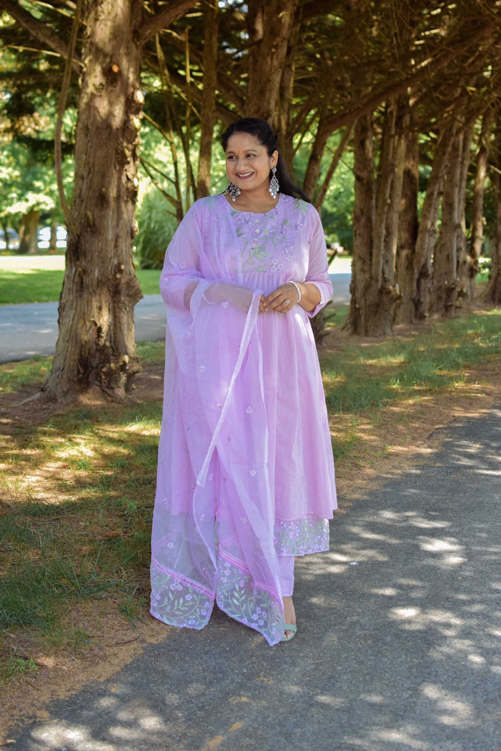 Maternity Friendly Kurta Set, Lilac Kurta ser, zircon diamond big statement earrings by Top US Indian Blogger Dreaming Loud