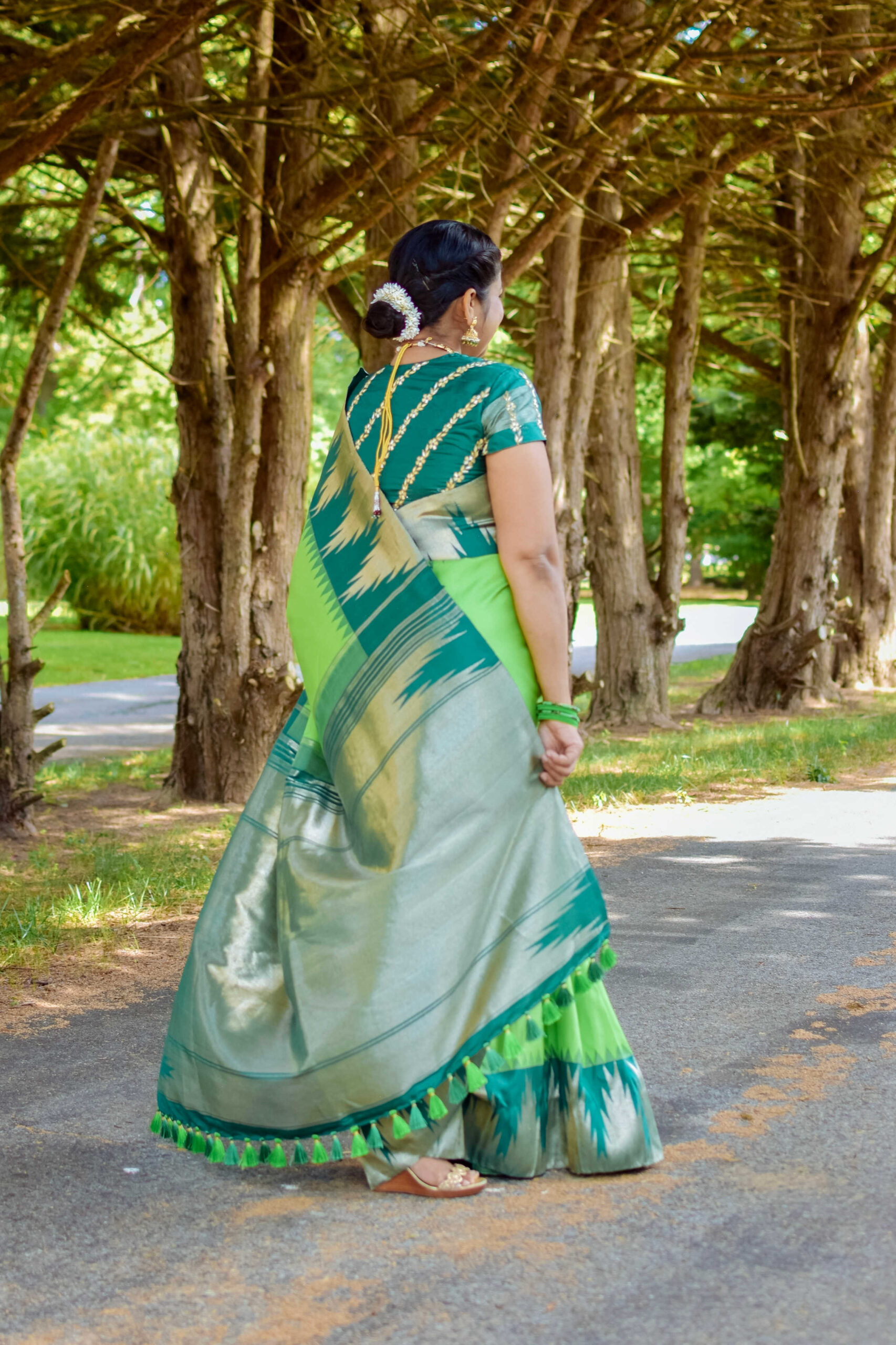 Maternity Saree Look- 8 Kol Temple Border Kanchi Silk Saree, Nakshi Temple Necklace by Top US Indian Blogger Dreaming Loud