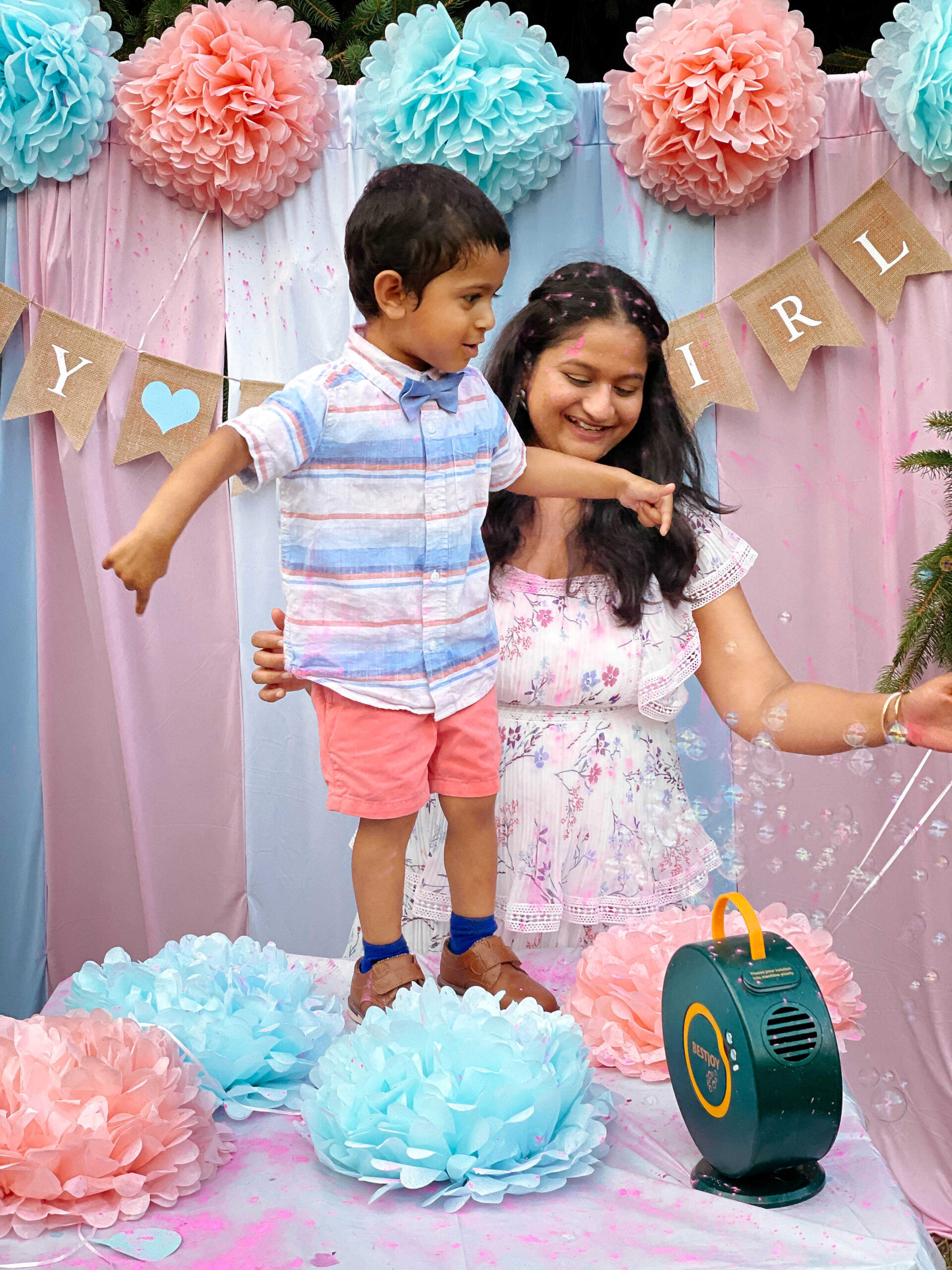 Our Sweet and Simple Gender Reveal Party- Gender Reveal Family Outfit Ideas by Top US Mom Blogger Dreaming Loud