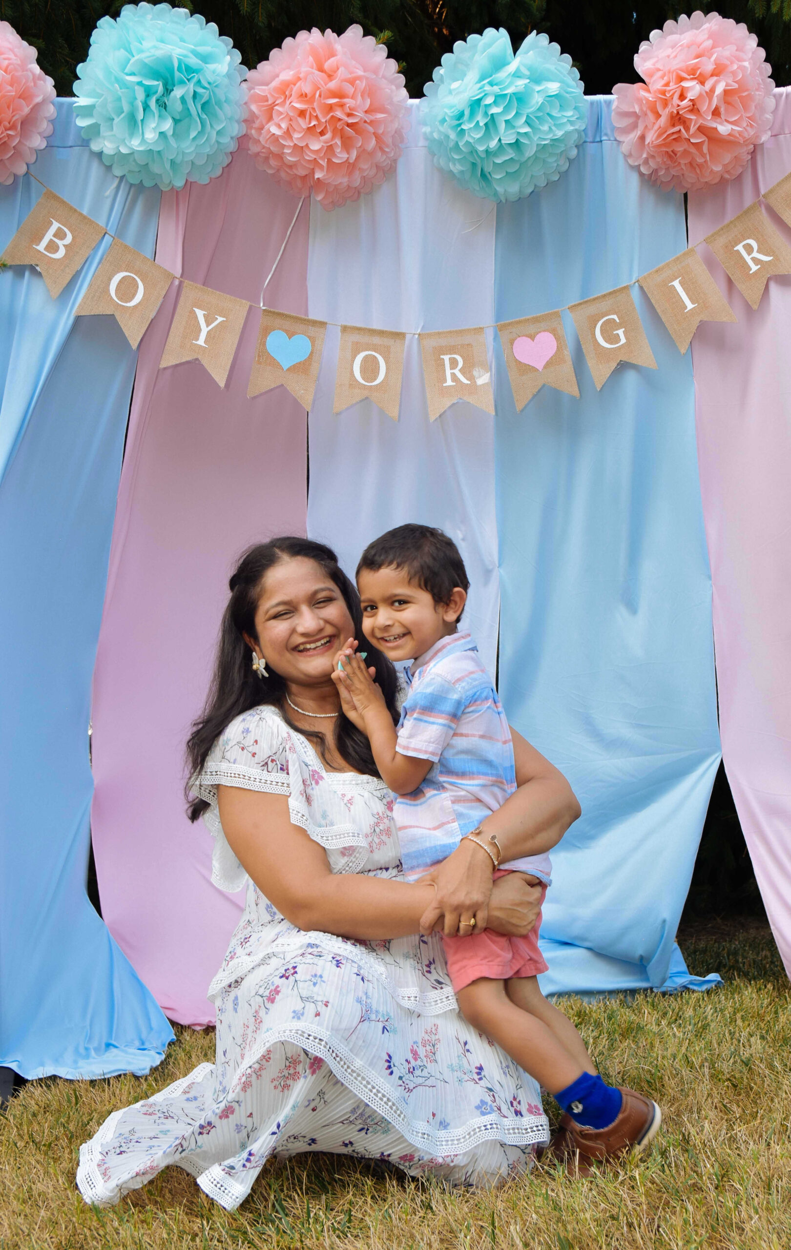 Our Sweet and Simple Gender Reveal Party- Gender Reveal Family Outfit Ideas by Top US Mom Blogger Dreaming Loud